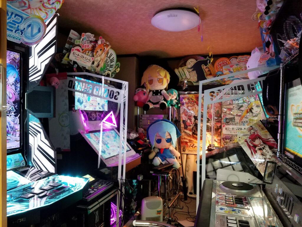 Japoneses Millonarios Lucen Sus Casas Llenas De Arcades Alerta Geek