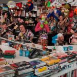 31 Minutos hace su estreno en Tiny Desk con varias referencias